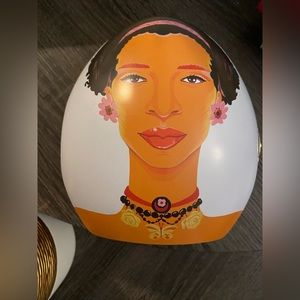 Drunk Elephant 🐘 Metal case w/gold clasp!